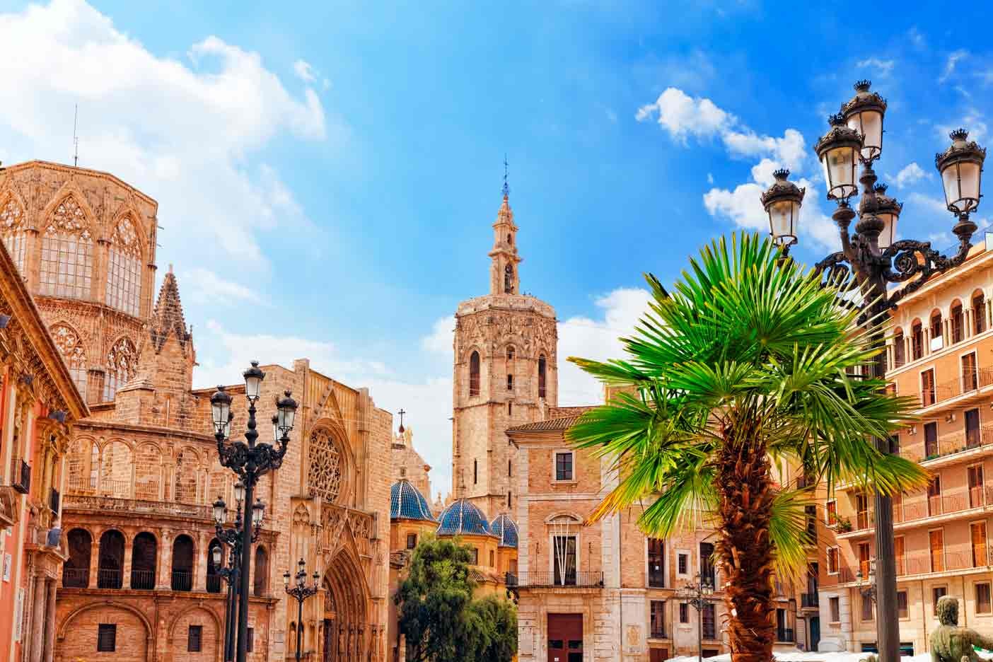 SmartKey AVE-Bahnhof Joaquín Sorolla Valencia